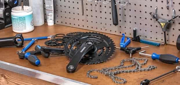 chain bolt on table